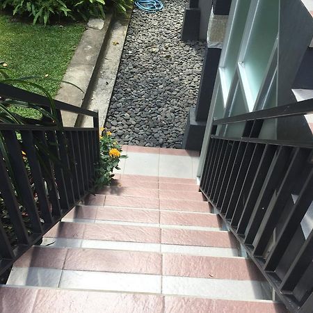 Готель Kiyan Teges Ubud Екстер'єр фото